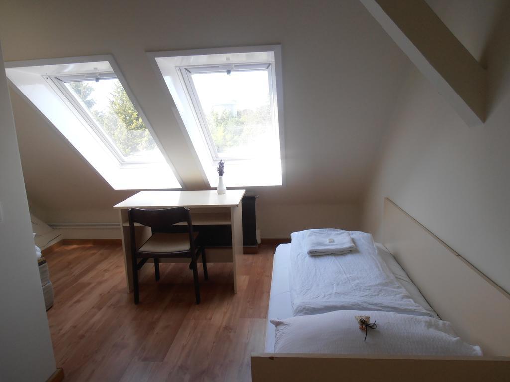 Martineum Felnottkepzo Akademia Hostel Szombathely Luaran gambar